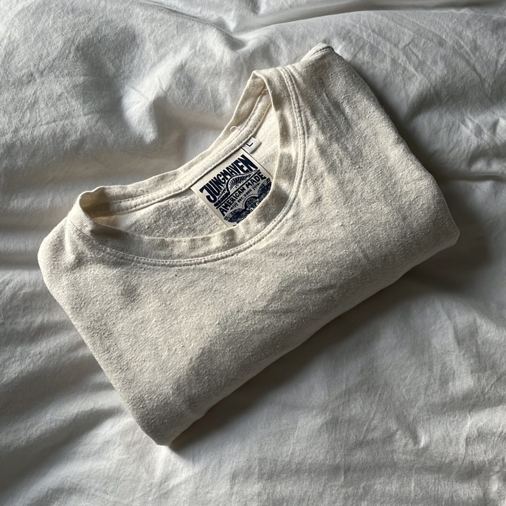 Jungmaven large white t